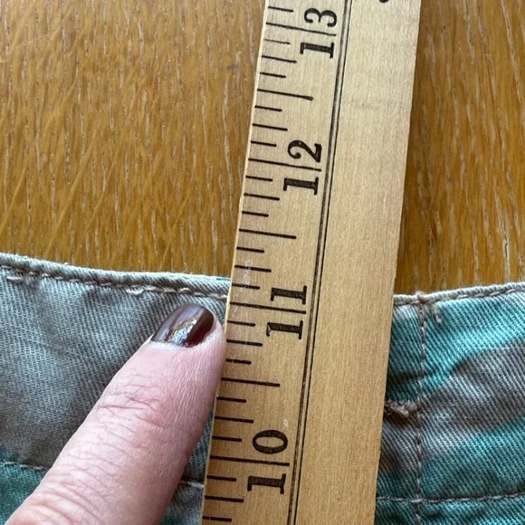 MOTHER NEW The Shaker Chop Camouflage utility cargo Shorts size 29 NWT - Picture 15 of 15